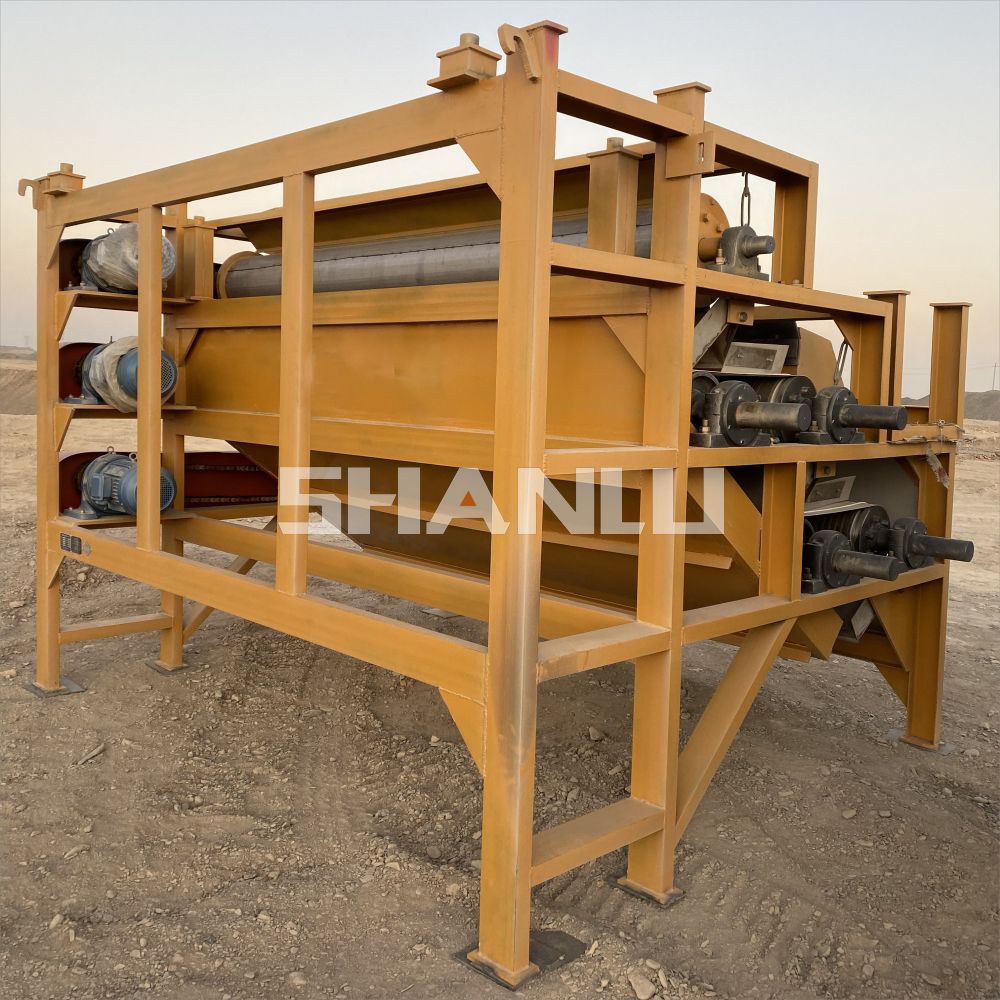 Providing high-intensity permanent magnetic roller magnetic separator display se