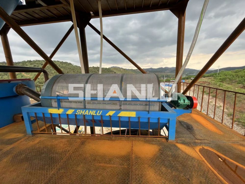 Quartz Sand Enterprise YTS1530 Trommel Screen Customer Site: Stable Screening, E